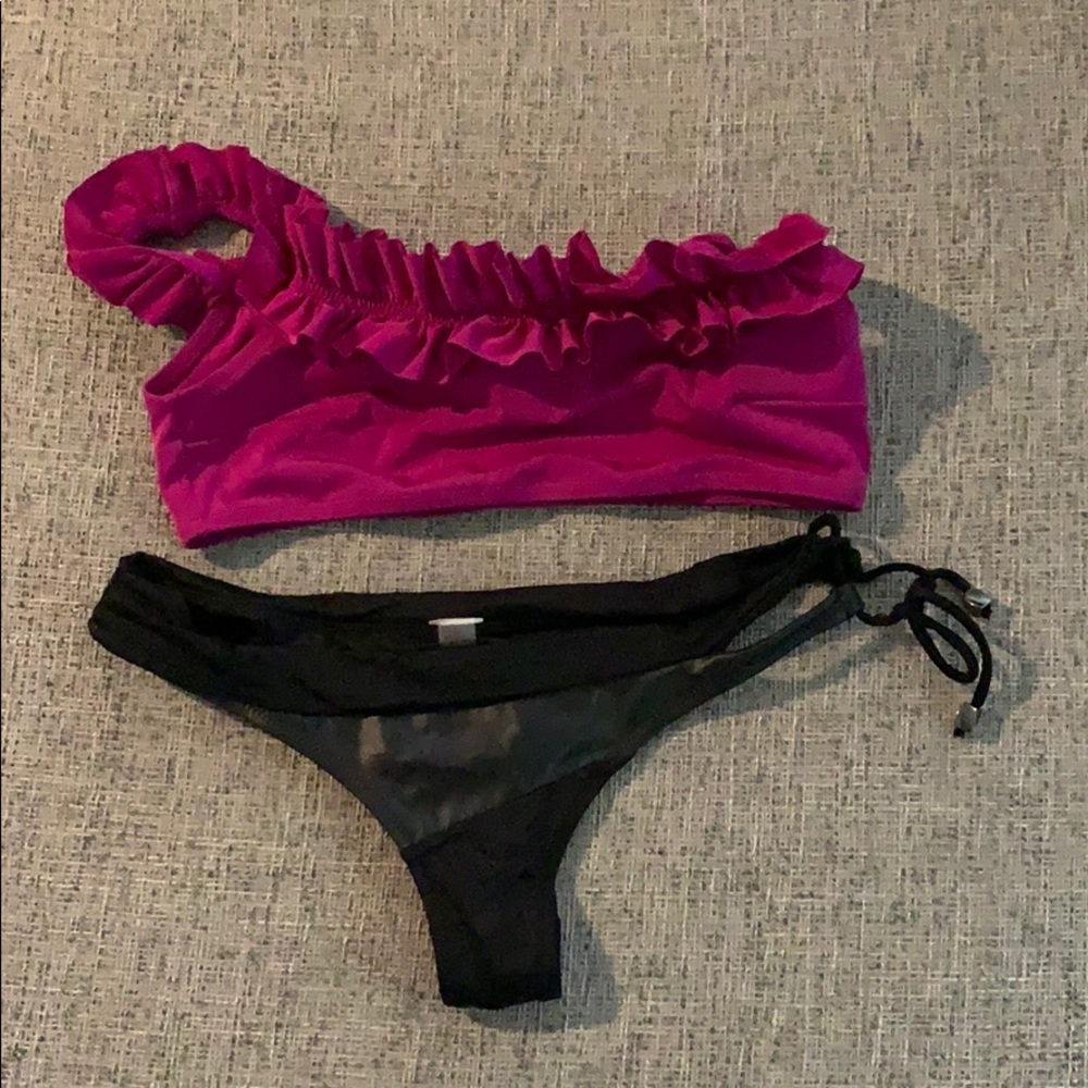Swimming suit